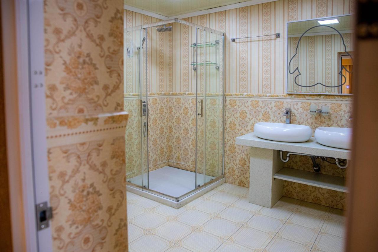 Luxury Apartment Rich 2 فيلينغراد المظهر الخارجي الصورة