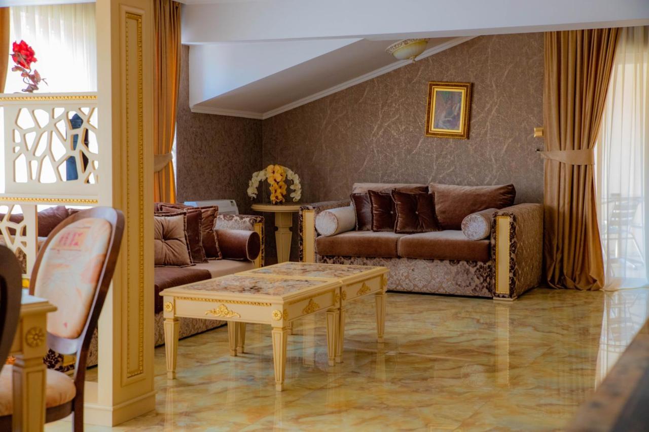 Luxury Apartment Rich 2 فيلينغراد المظهر الخارجي الصورة